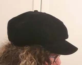 Cappello nero velluto