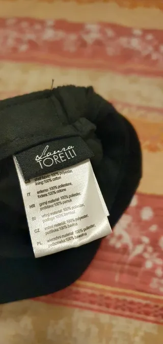 Cappello nero velluto