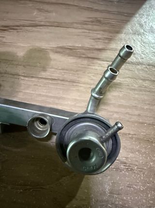 Rampa Inyectores BMW E36 M52B28