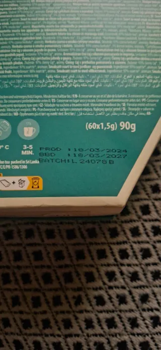 Caja de té de frutas variadas