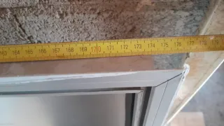 Ventanas de aluminio gris