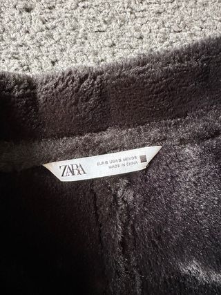 Giacca Zara Uomo Nera elegante con pelliccia