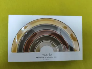 Arcoíris apilamiento Mushie