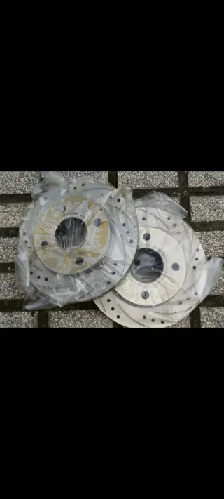 Discos delanteros Ford fiesta XR2