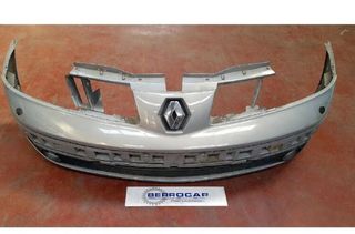 Paragolpes del renault 8200102205 espace 2.2 97760