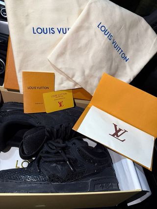 Scarpe Louis Vuitton nere con brillantini