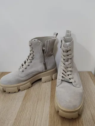 Stivaletti Steve Madden NY90 Beige Tg 40