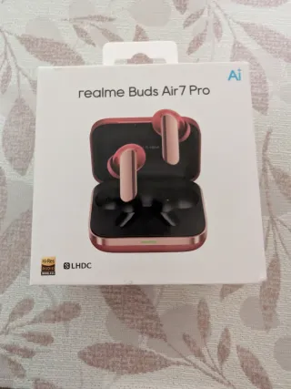 Realme Buds Air 7 Pro - Rojo y Dorado