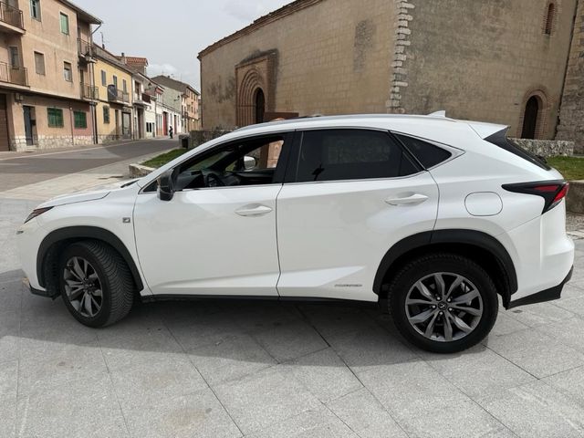 Lexus NX 2015