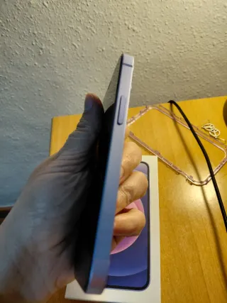 iPhone 12 mini morado