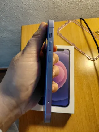 iPhone 12 mini morado