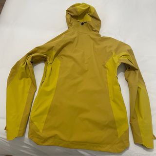 Chaqueta impermeable Quechua estilo Gore-Tex