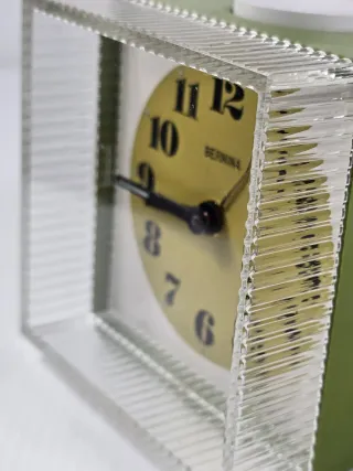 Orologio vintage design space age anni 70