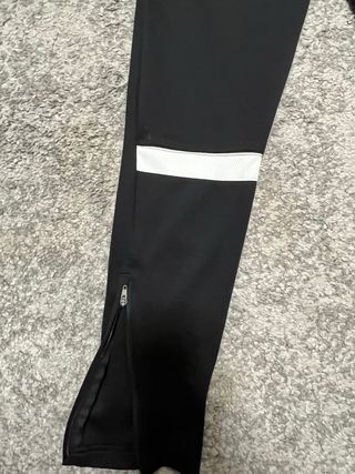 Pantalón deportivo Nike negro