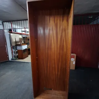 Estanteria de madera color zapeli