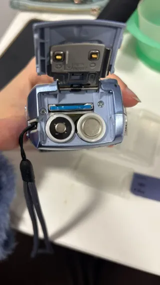 Sony Cyber-shot DSC-P73 Cámara Digital