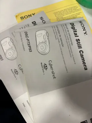 Sony Cyber-shot DSC-P73 Cámara Digital