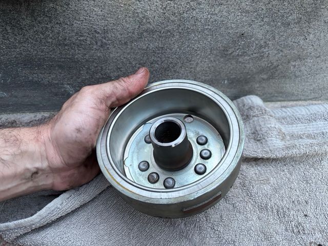 Plato magnético Yamaha SR 250 reforzado