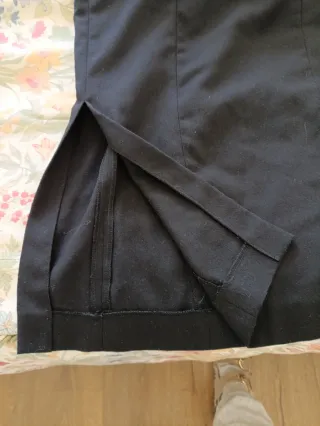 Vestido negro con lazos