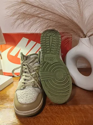 Nike Dunk High Beige/Rosso Tg 38.5