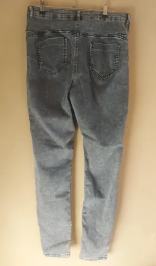 Conjunto Camiseta y Pantalón