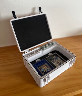 Caja protectora personalizada Game Boy