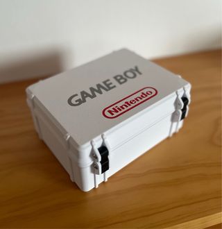 Caja protectora personalizada Game Boy