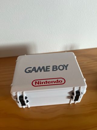 Caja protectora personalizada Game Boy