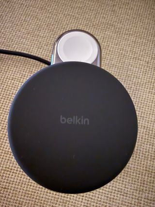 Cargador Belkin BoostCharge Apple Watch