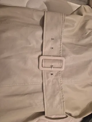 Vestido beige de cuero Talla L