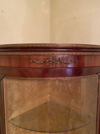 Vitrina Esquinera Madera y Cristal