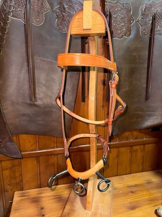 Serretón de doma de cuero