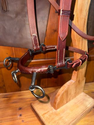 Serretón de doma de cuero