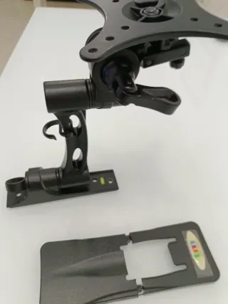 Soporte TV pequeño muy fuerte