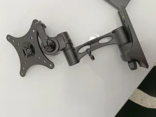 Soporte TV pequeño muy fuerte