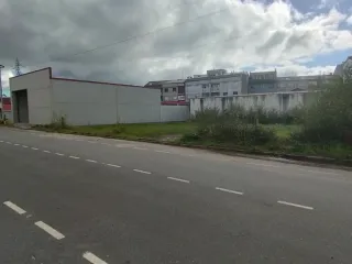 Solar urbano en Santa Comba