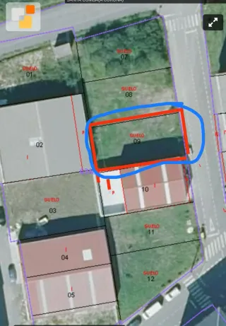 Solar urbano en Santa Comba