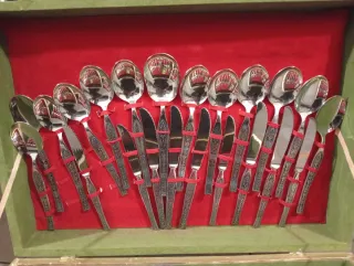 Set posate antiche mai usate con garanzia