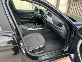 BMW Serie 3 2012 gasoil 184 cv
