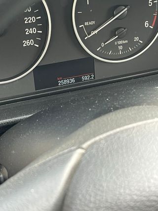 BMW Serie 3 2012 gasoil 184 cv