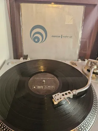 Marcus - Wake Up (1998)