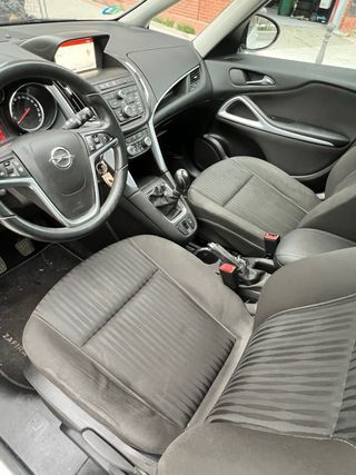 Opel Zafira Tourer 2015 7 plazas