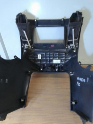 Consola Central Nissan Primera Hatch (P12)