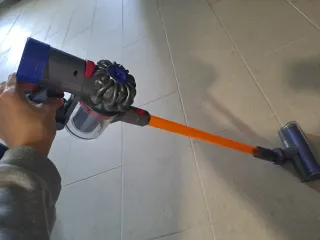 Aspiradora Dyson de juguete