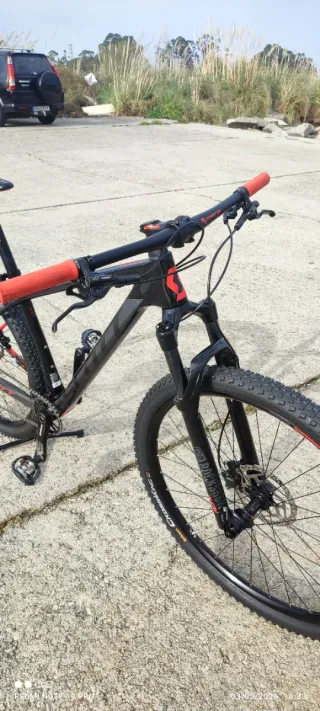 Bicicleta carbono MTB Scott scale T M