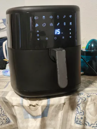 Freidora de aire negra cecotec 6'5l urge vender