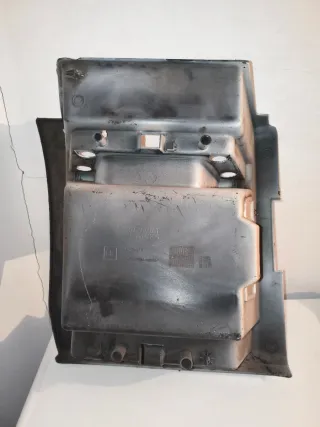 Estribo Renault Range T