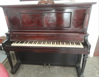 Piano Vertical Antiguo HAZELTON BROS