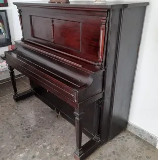 Piano Vertical Antiguo HAZELTON BROS