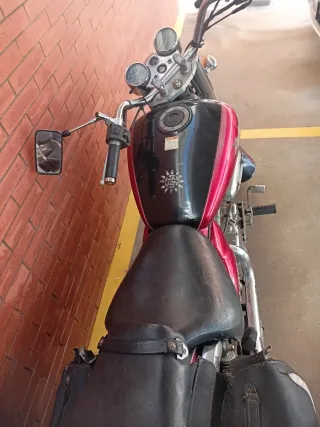 Hyosung Aquila 250cc Cruiser Moto